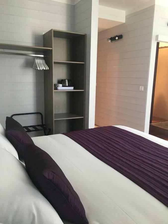 Hotel Tilleuls Et Bambous Saint-Sauveur-d'Aunis Esterno foto